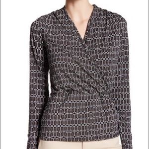 Laundry by Shelli Segal | Printed Surplice Blouse | Med